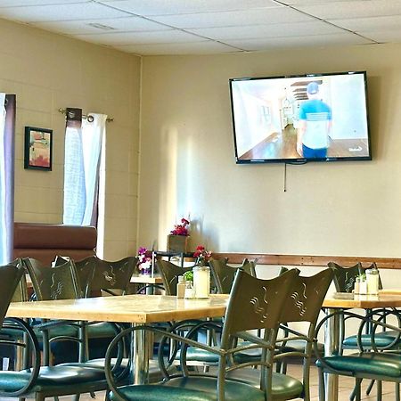 Lacombe Motor Inn Eksteriør bilde