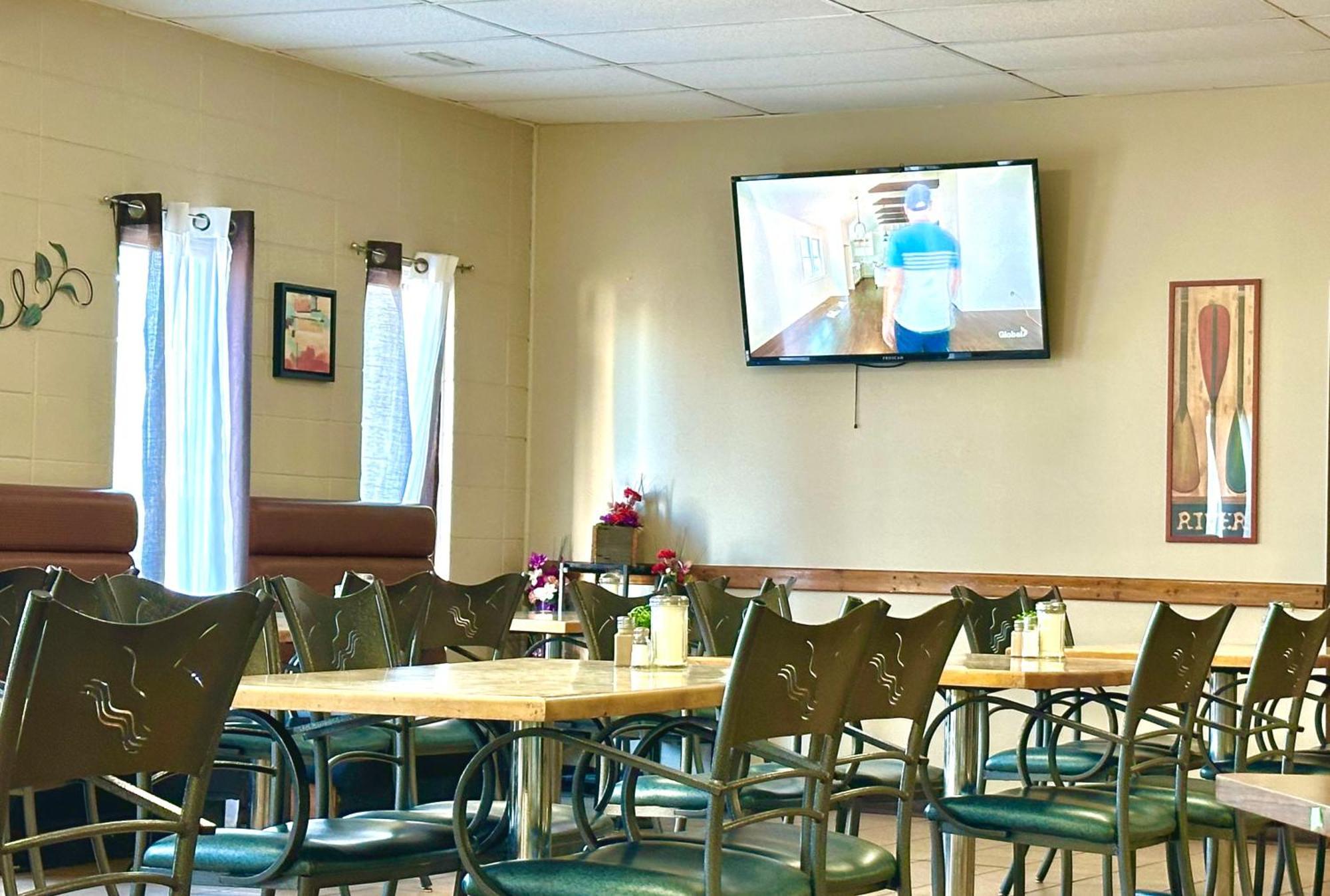 Lacombe Motor Inn Eksteriør bilde